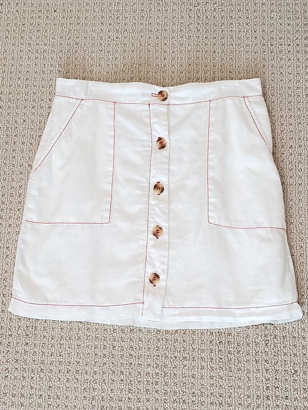 Amadi Anthropologie White Linen Skirt Contrast RED Stitch, Lined, Sz Lg EUC